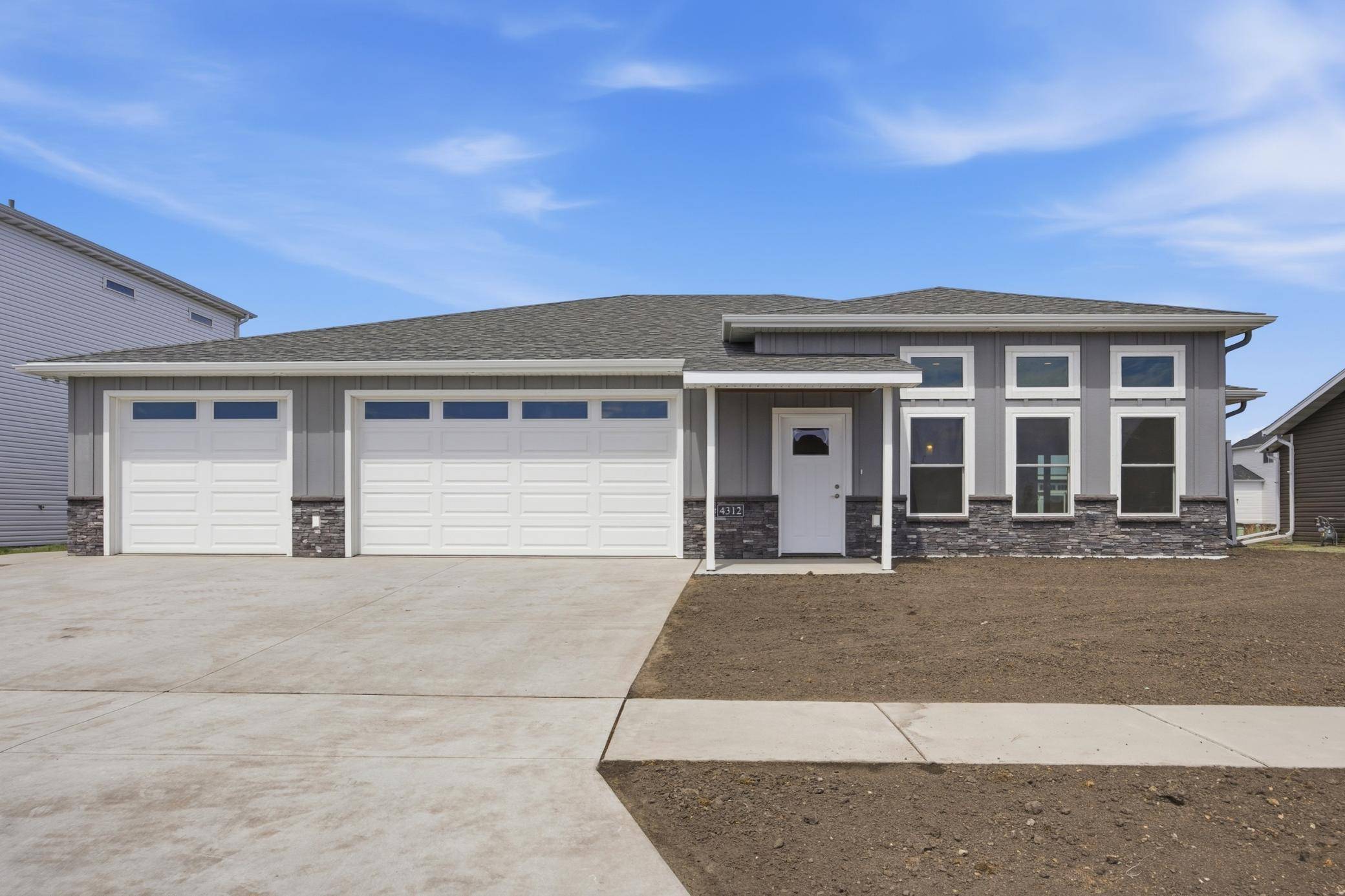 4312 23rd AVE S, Moorhead, MN 56560