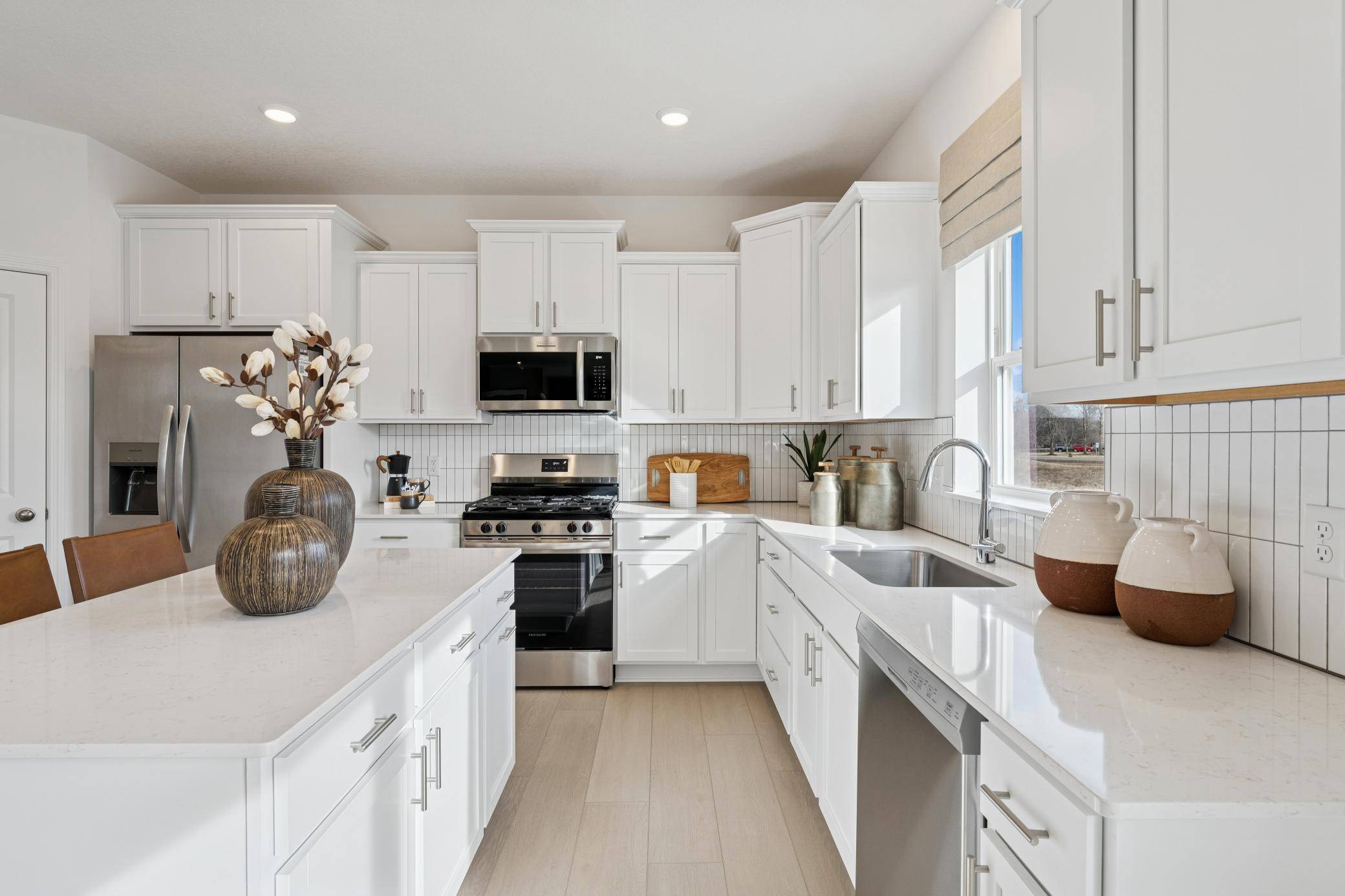 1903 White Pine WAY, Carver, MN 55315