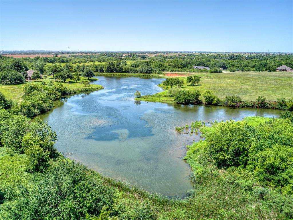 2805 NE Edmond RD, Piedmont, OK 73078