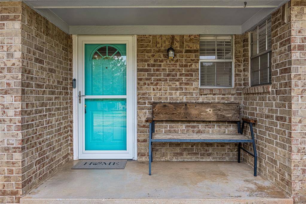 143 Orchard DR, Chickasha, OK 73018