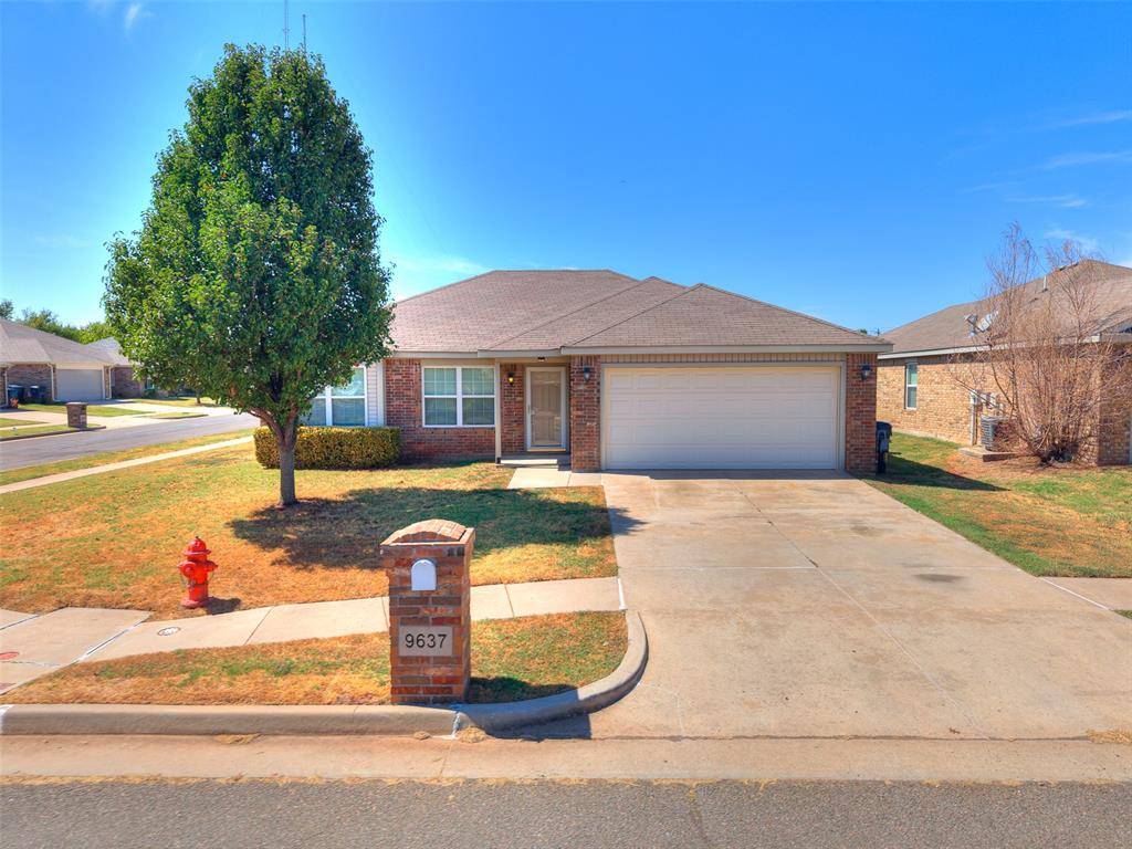 9637 Kylie DR, Moore, OK 73160