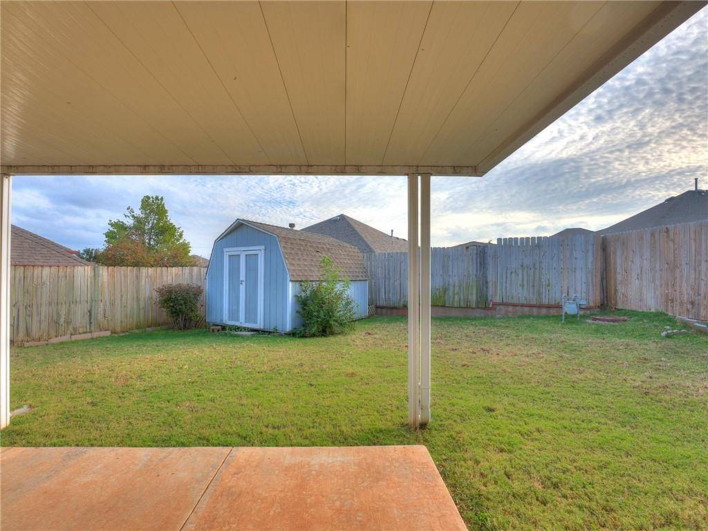 1004 SW 127th PL, Oklahoma City, OK 73170