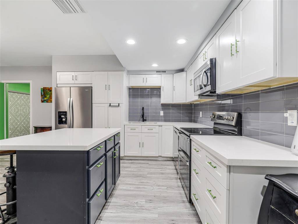 6211 W Northwest Highway #G226, Dallas, TX 75225