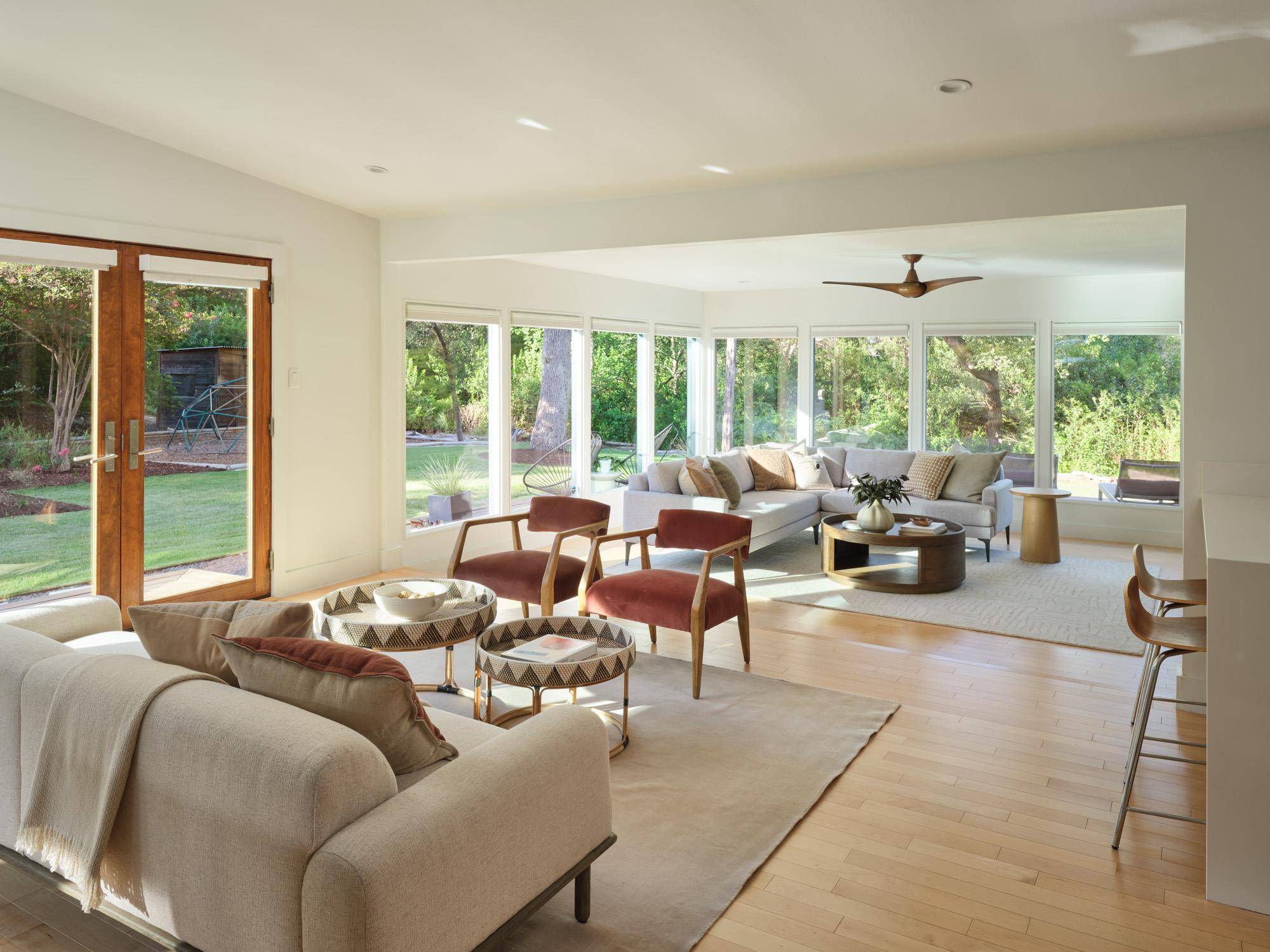 609 Laurel Valley RD, West Lake Hills, TX 78746