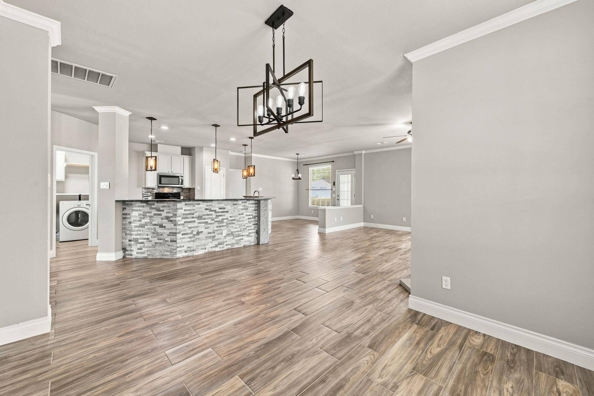 1600 Viki Lynn CT, Pflugerville, TX 78660