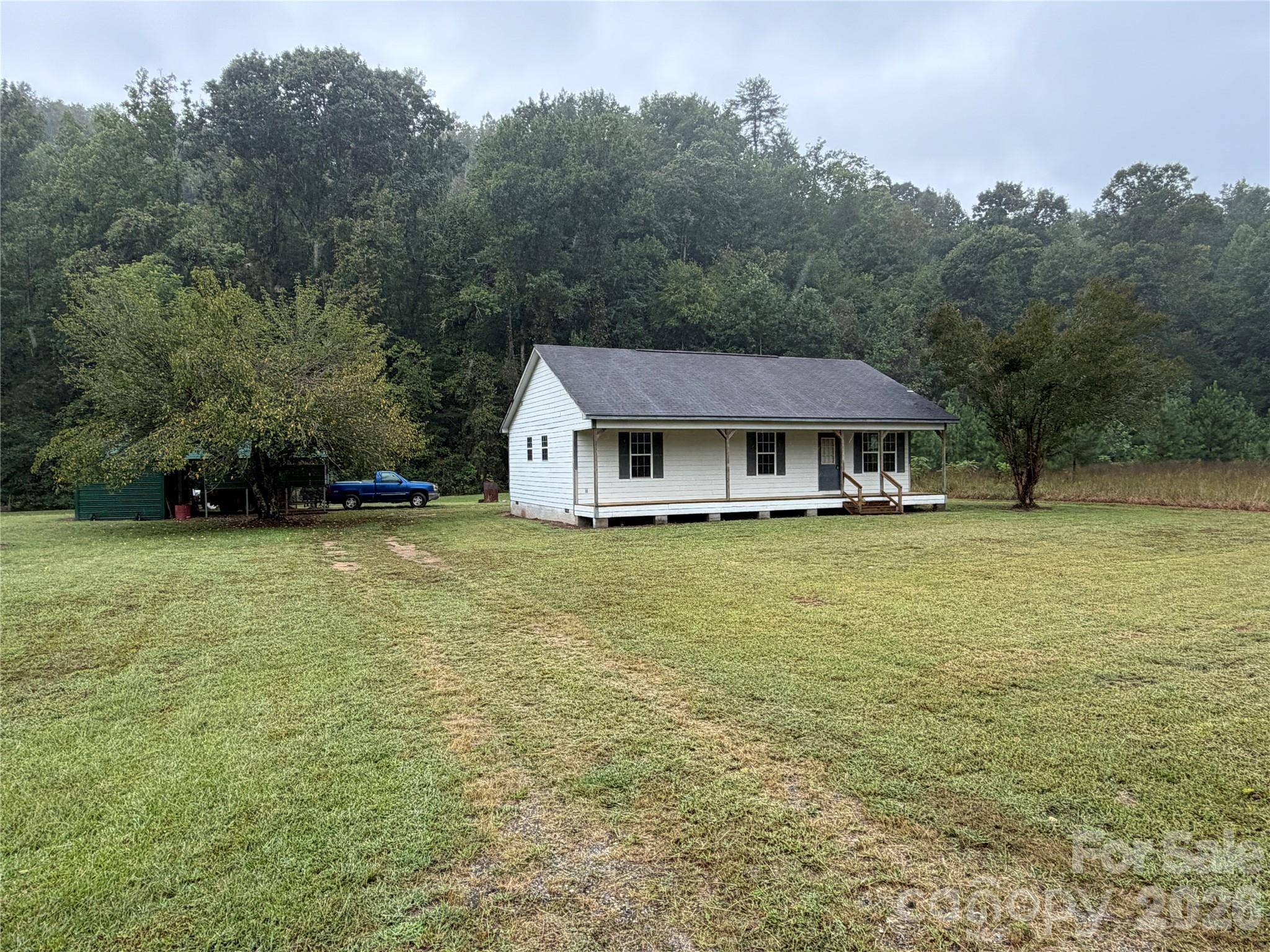 4552 S Mountain Park AVE, Connelly Springs, NC 28612