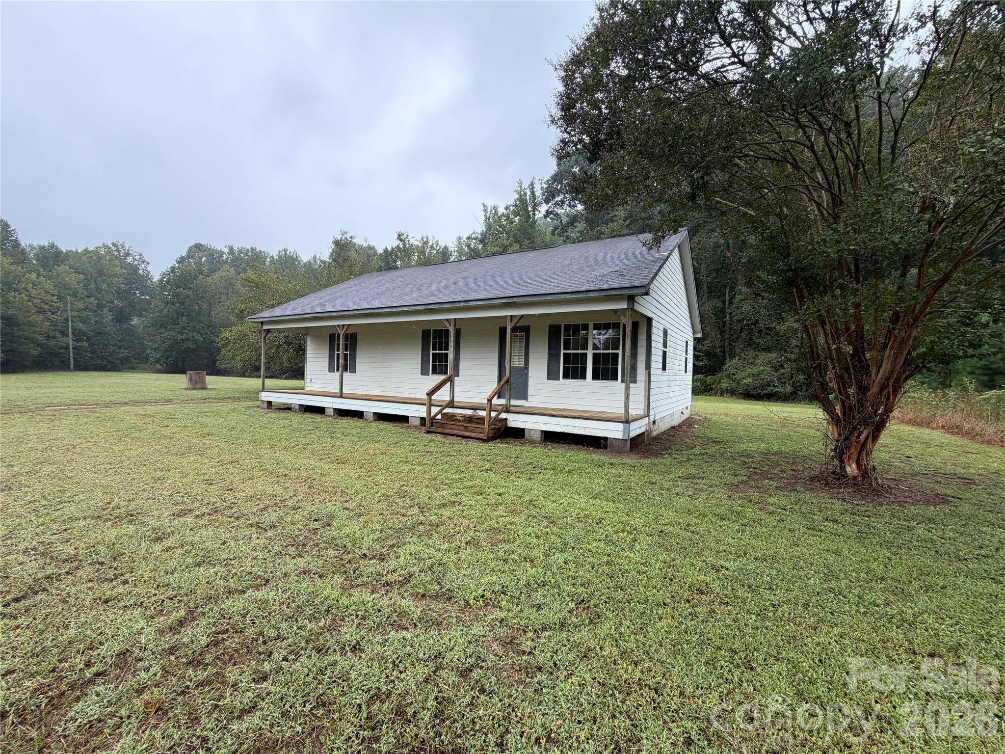 4552 S Mountain Park AVE, Connelly Springs, NC 28612