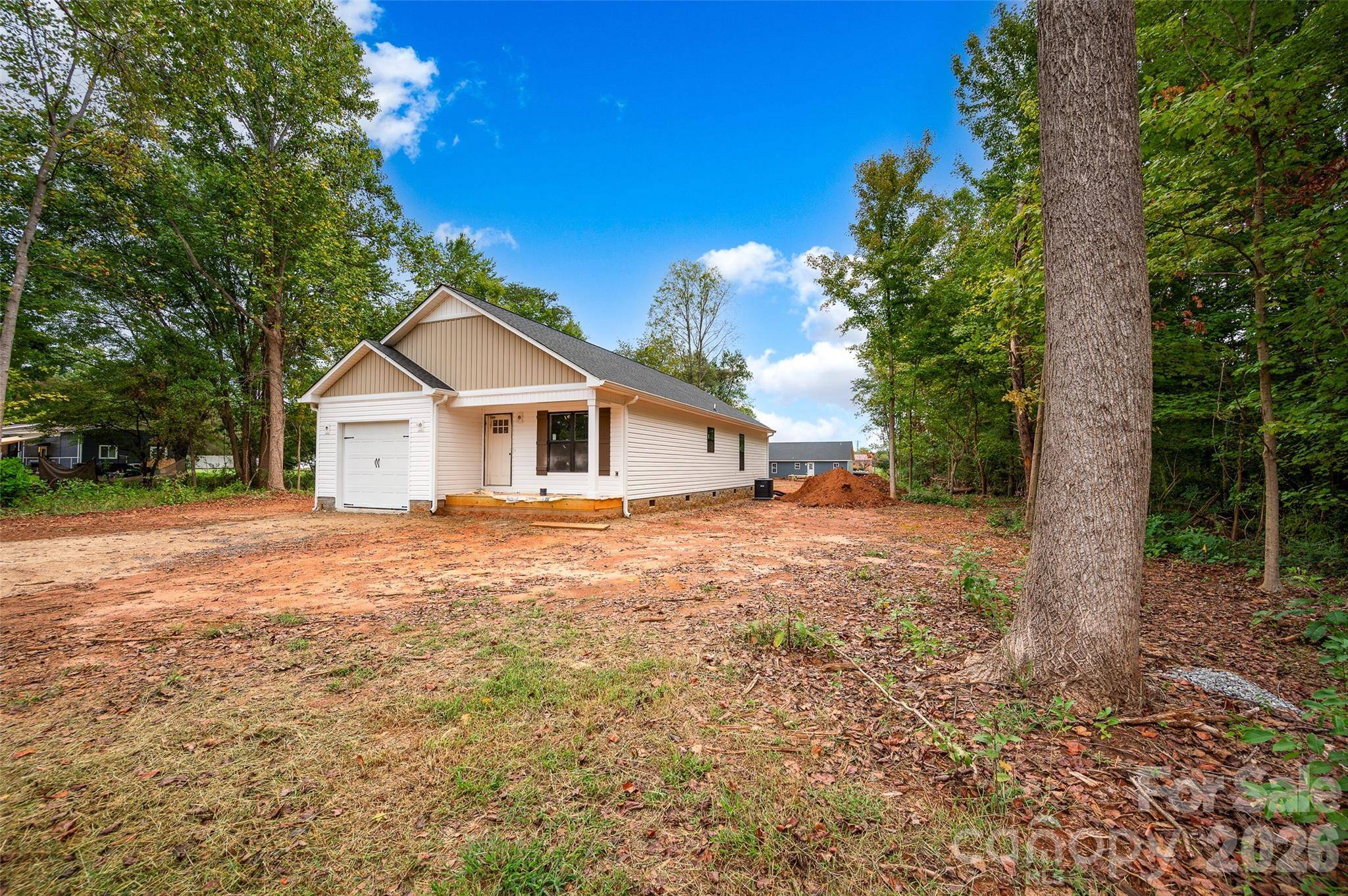 104 Roseman LN, Statesville, NC 28625