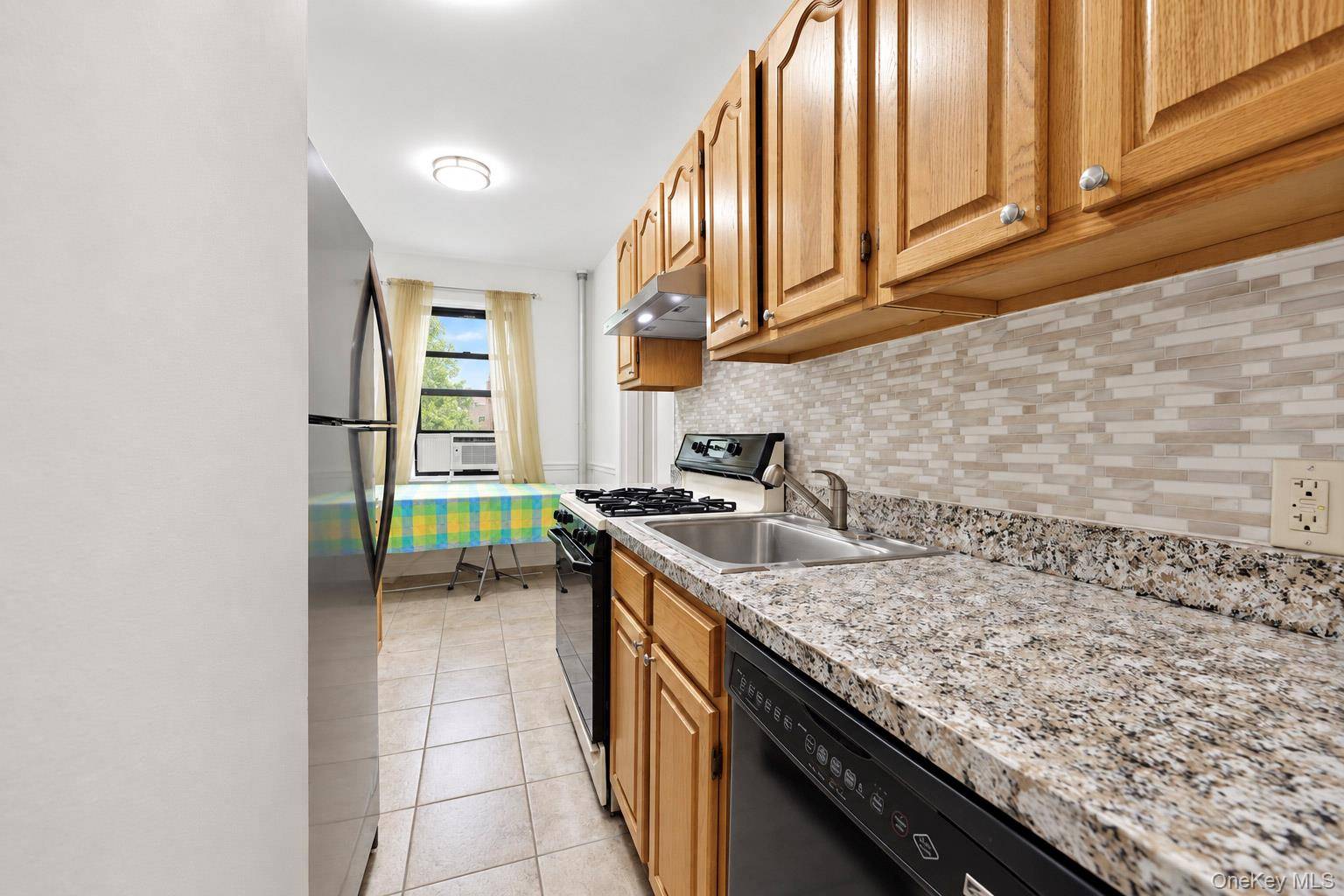 68 E Hartsdale AVE #4K, Hartsdale, NY 10530