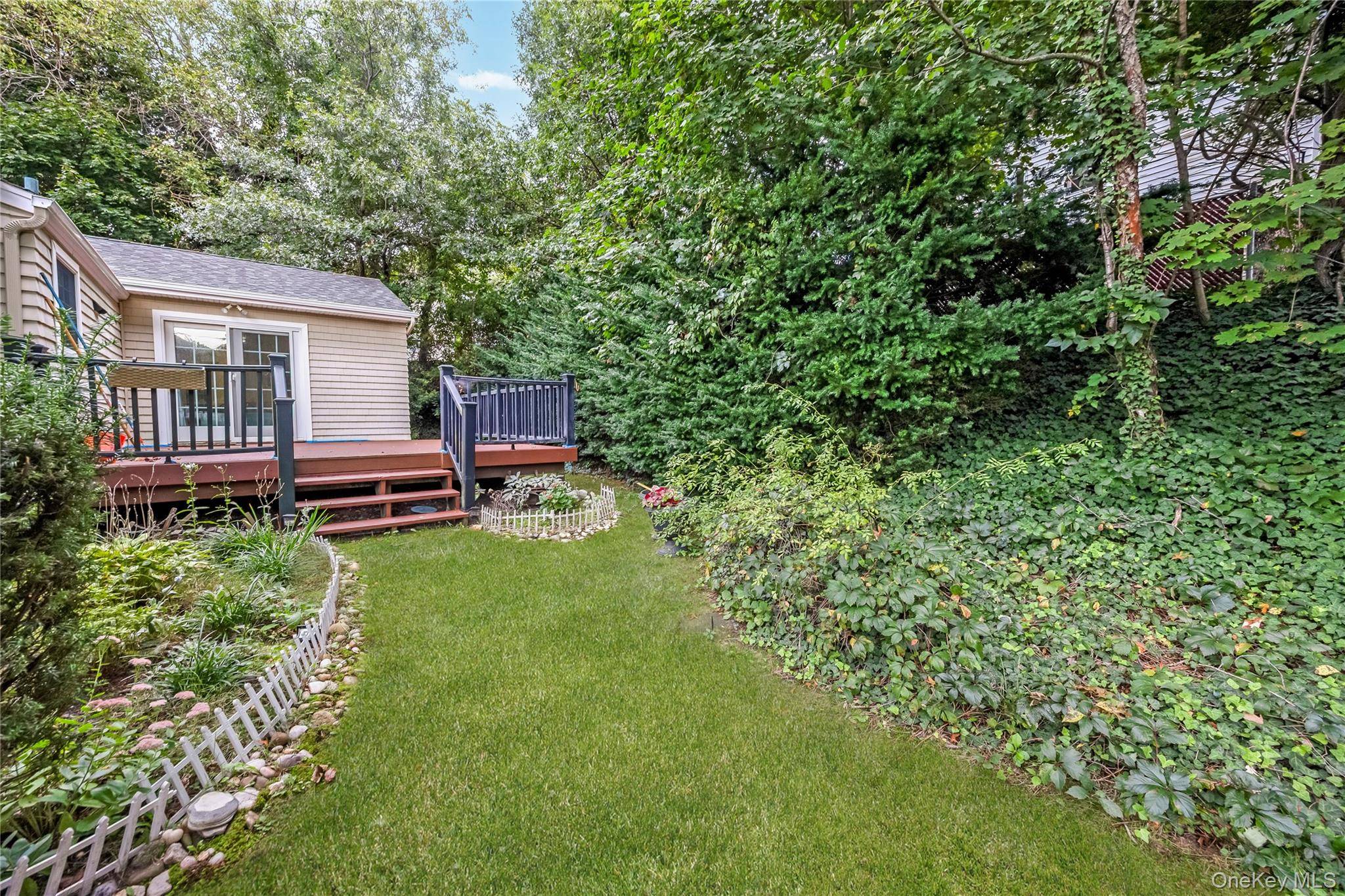 146 Elm ST, Ronkonkoma, NY 11779