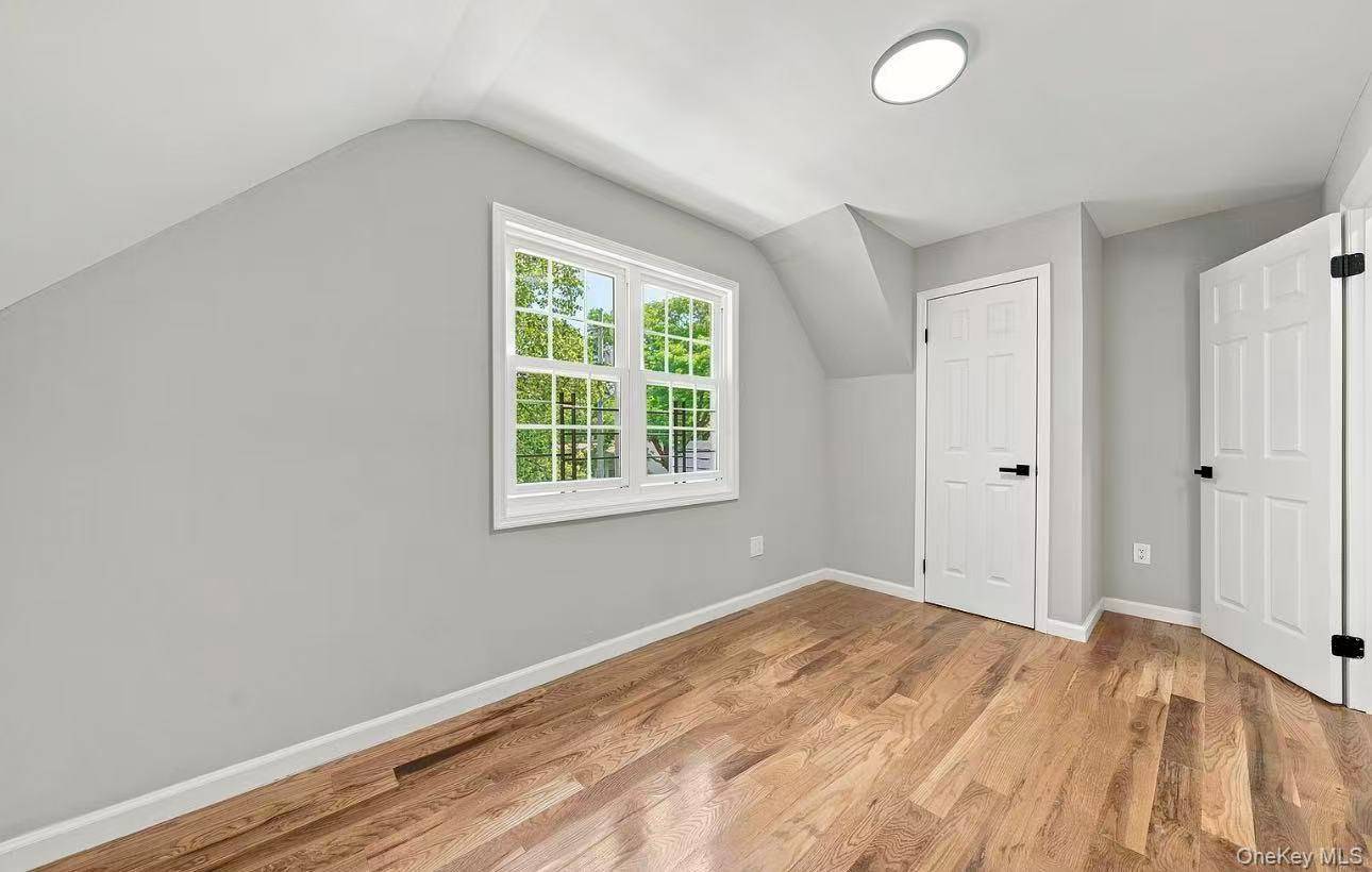 13714 bedell ST, Springfield Gardens, NY 11413