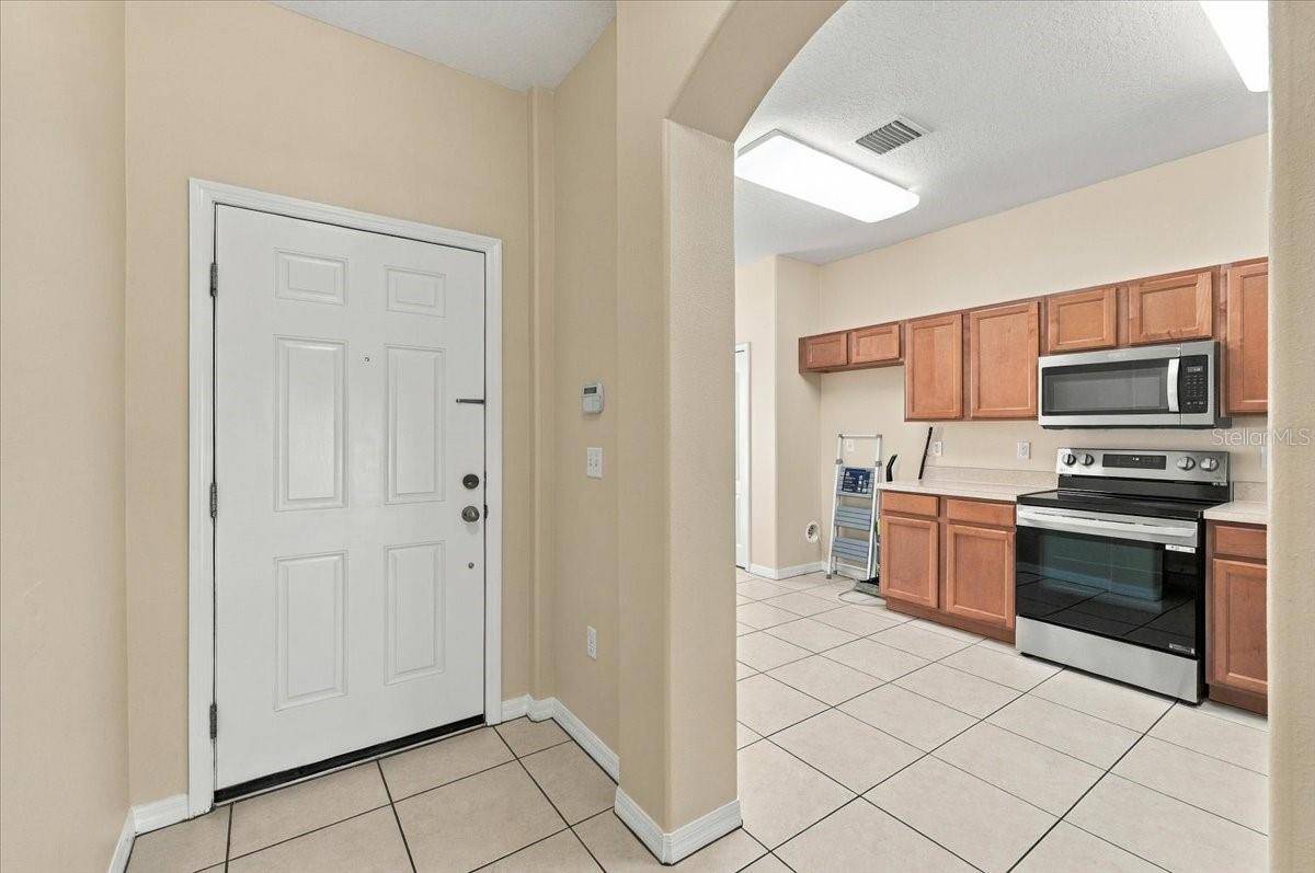 4189 WINDING VINE DR, Lakeland, FL 33812