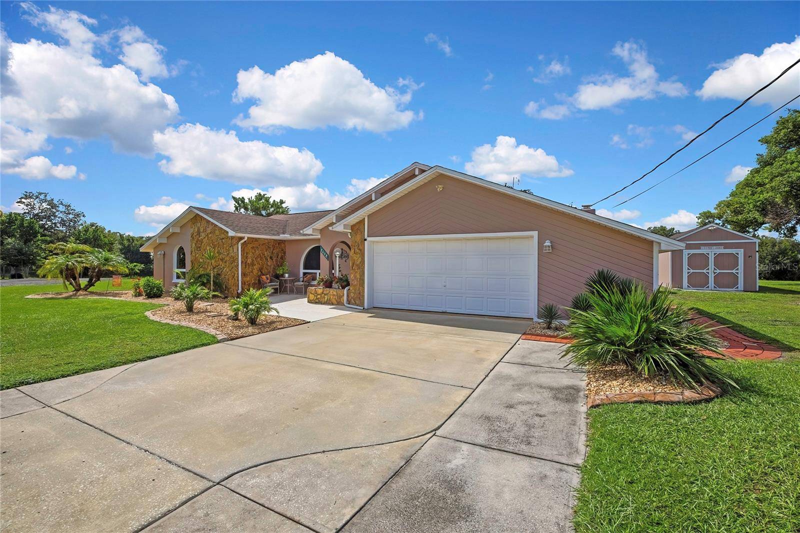 8098 SHORECREST CT, Spring Hill, FL 34606
