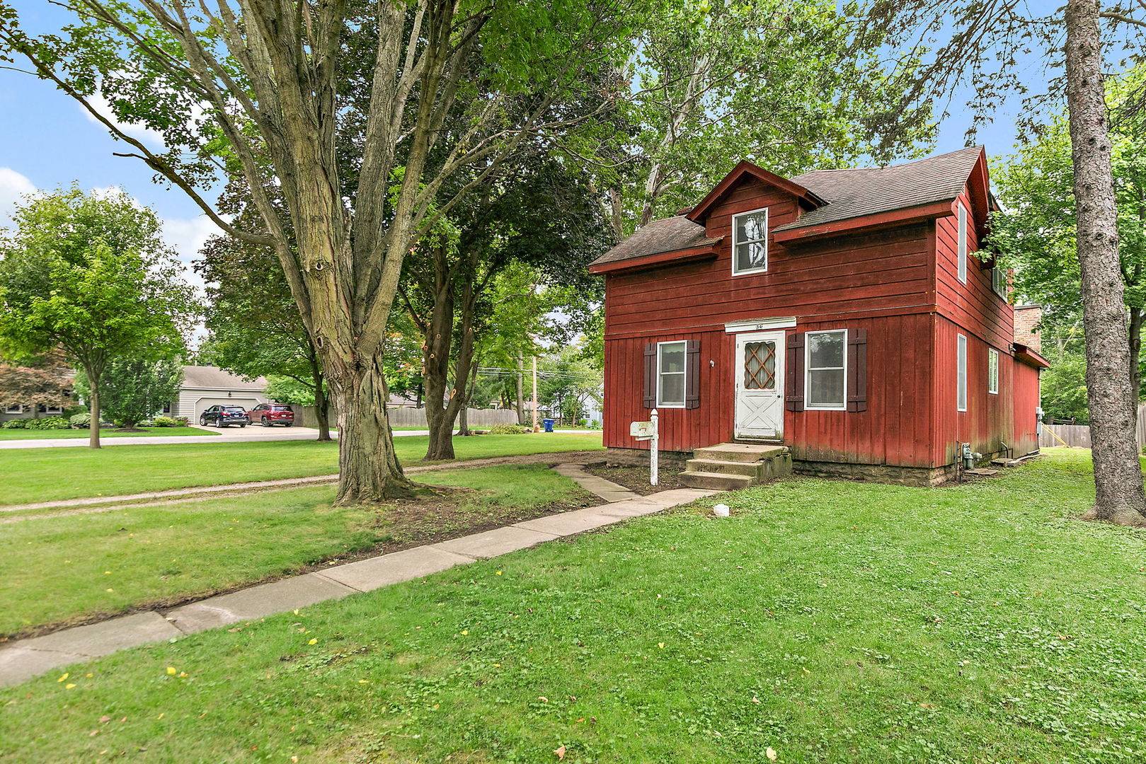 34 Nebraska ST, Geneva, IL 60134