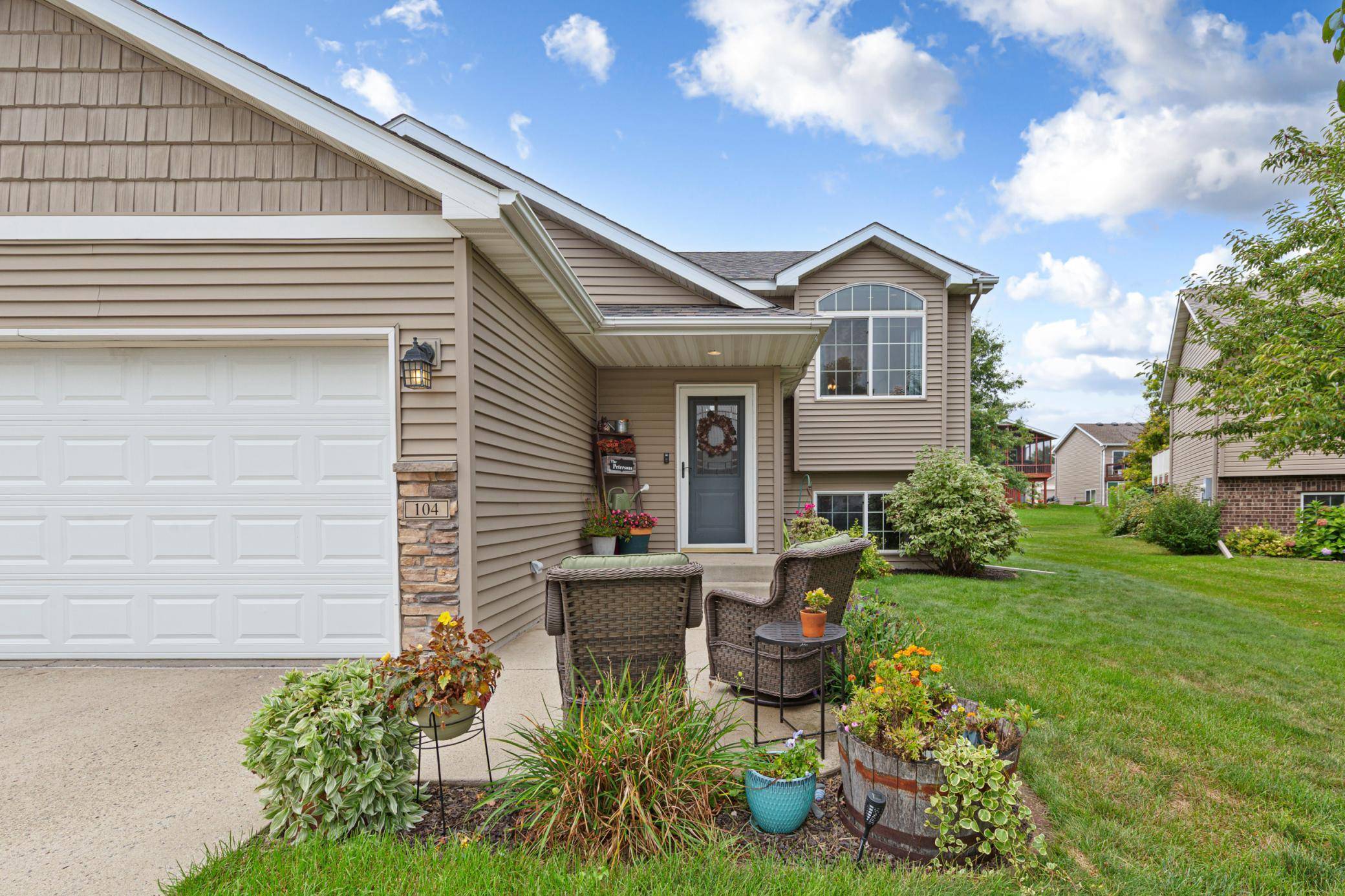 104 Kingsmill CT, Mankato, MN 56001