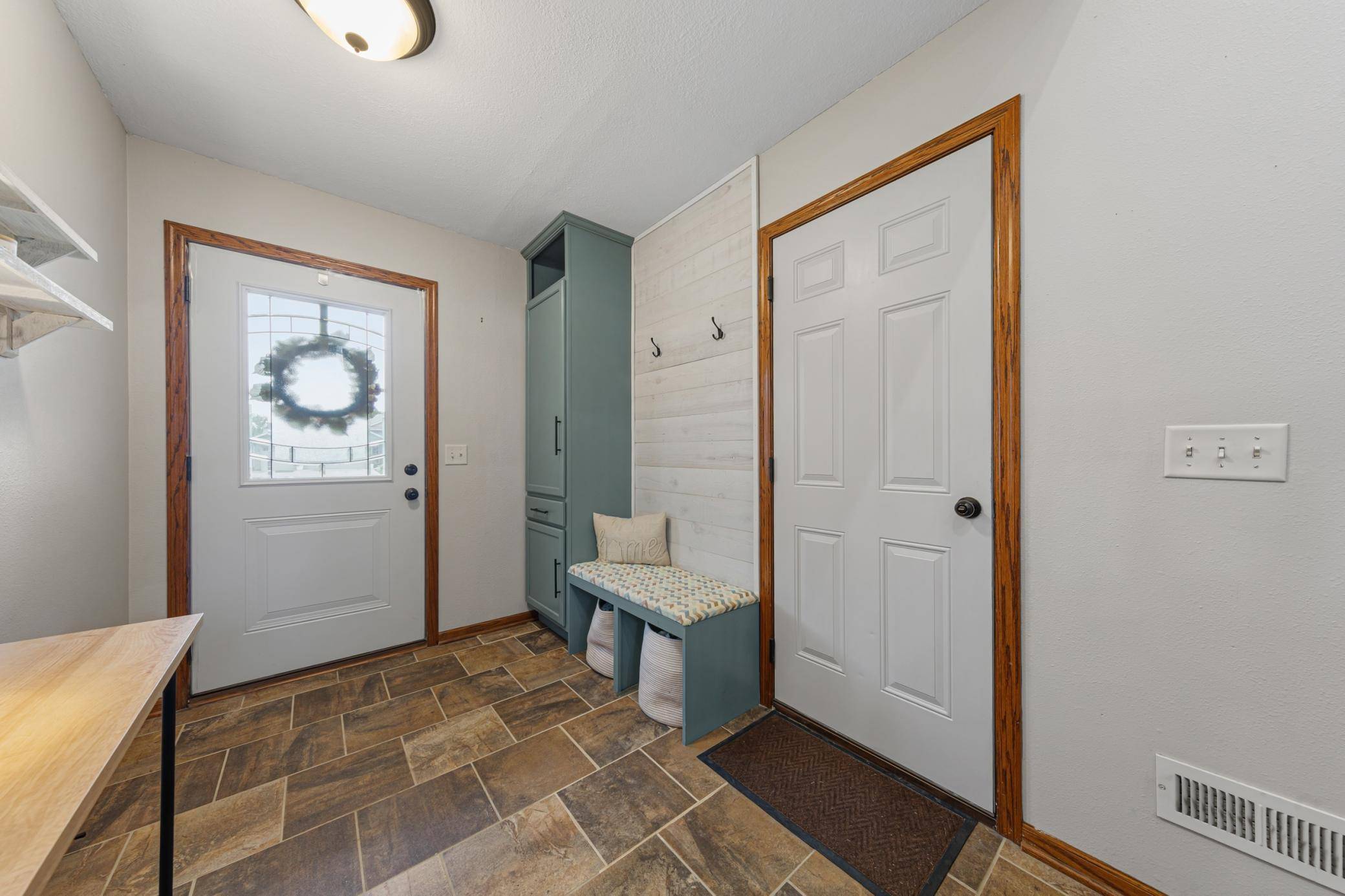 104 Kingsmill CT, Mankato, MN 56001