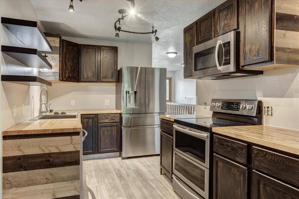 381 Red Cedar ST #1, Menomonie, WI 54751