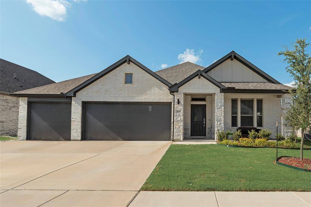 433 Leopold Trail, Waxahachie, TX 75165