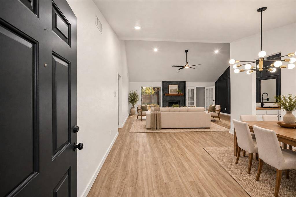 6301 Minuteman Lane, Arlington, TX 76002