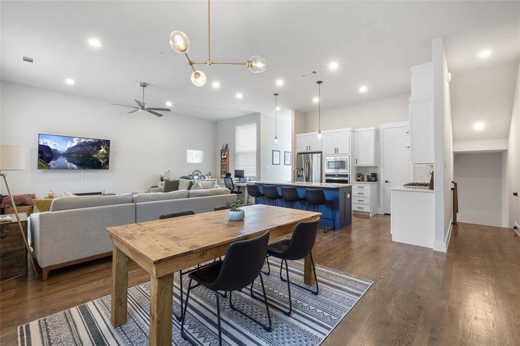 621 N Tyler Street #202, Dallas, TX 75208