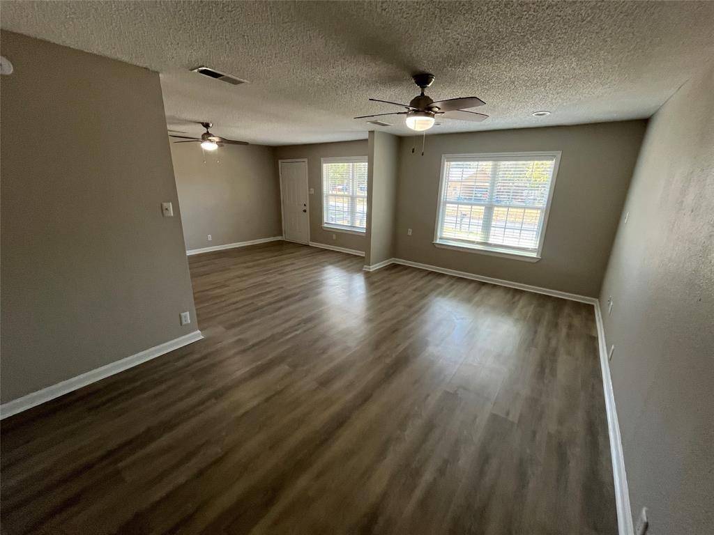 9415 Musgrave Drive, Dallas, TX 75217