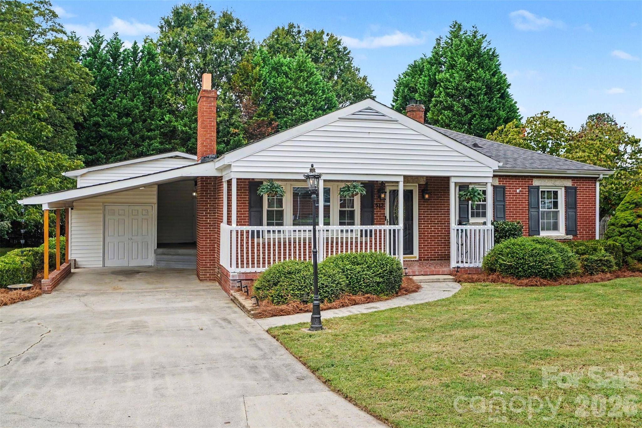 512 Brotherhood ST, Faith, NC 28146