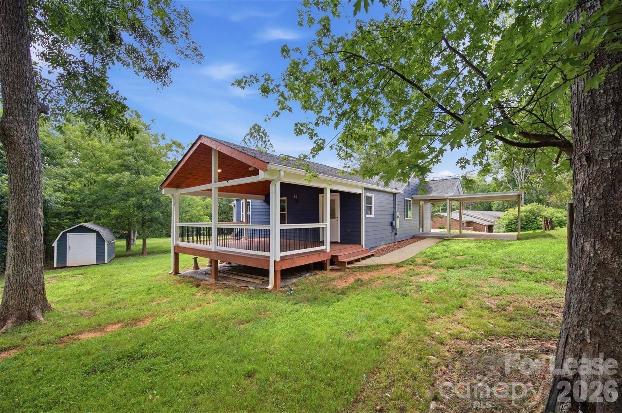 1515 Berkley ST SW, Lenoir, NC 28645