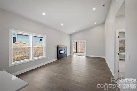 917 Overlook DR SW, Lenoir, NC 28645