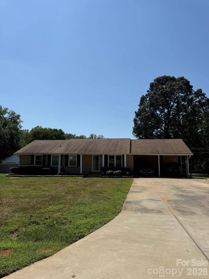 3432 Farrhill RD, Charlotte, NC 28214