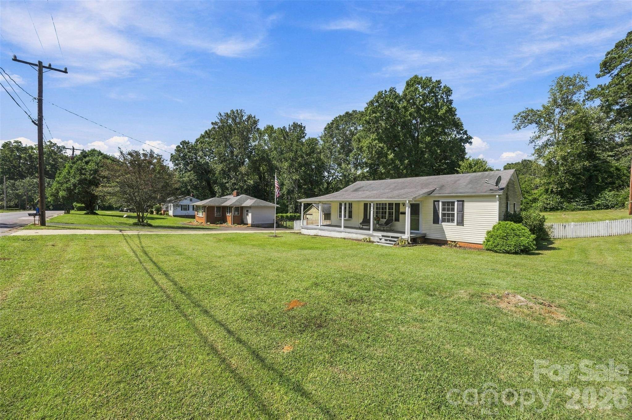 222 Wiley AVE, York, SC 29745