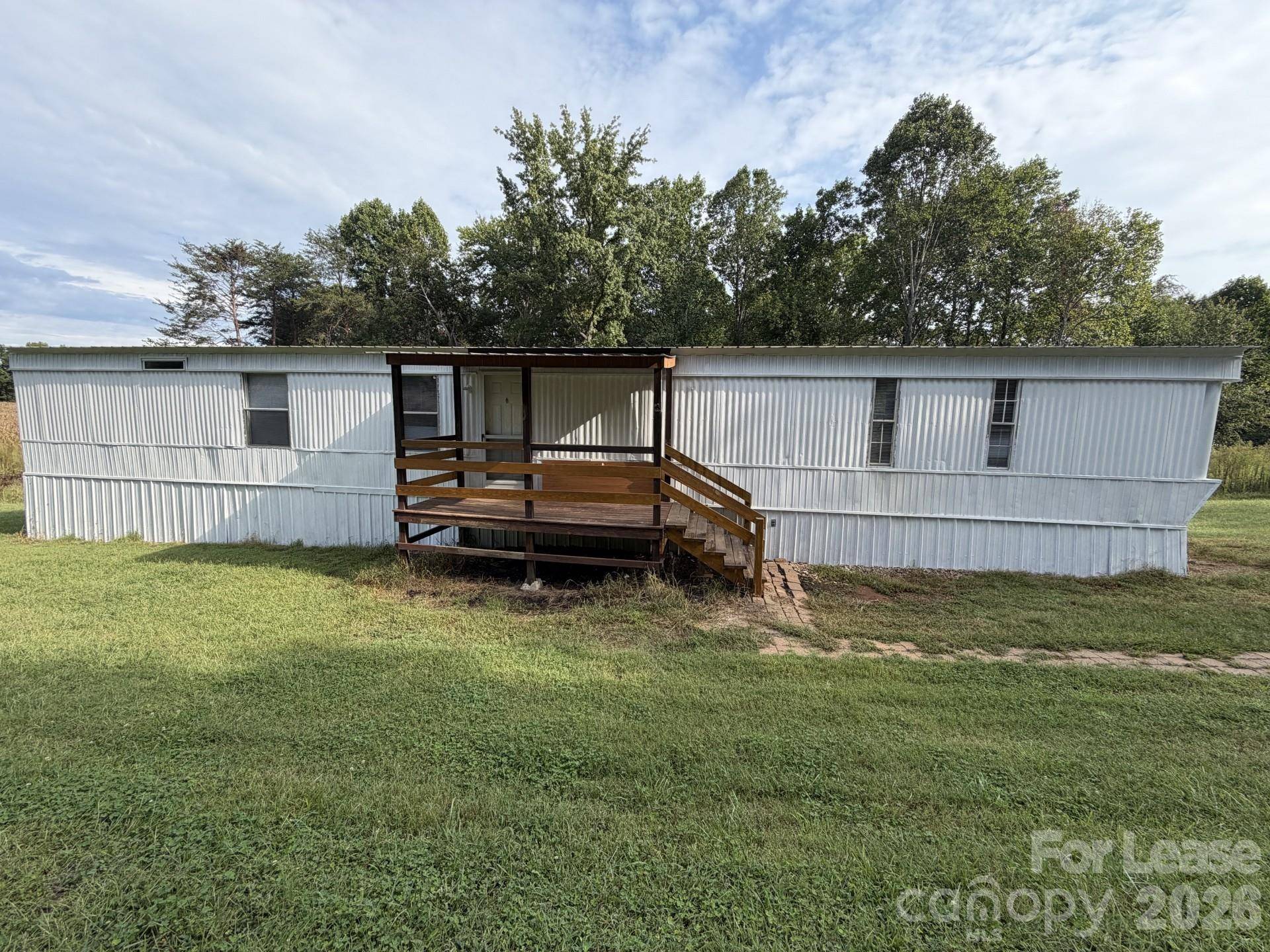 118 Ricks LN, Mooresville, NC 28115