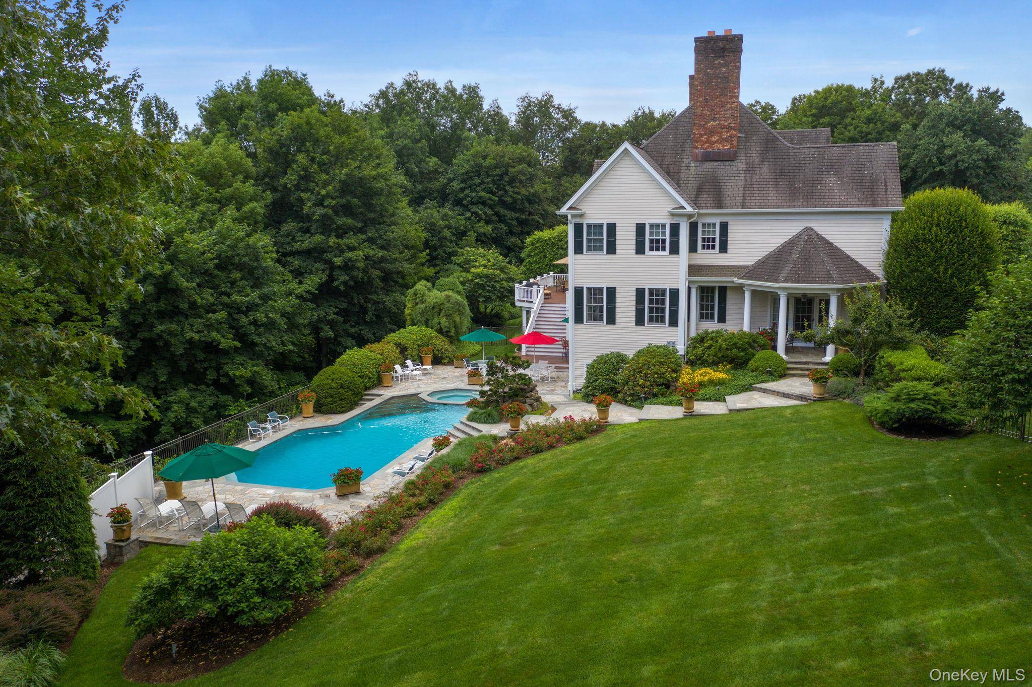 11 S Eastern Farm RD, Pound Ridge, NY 10576