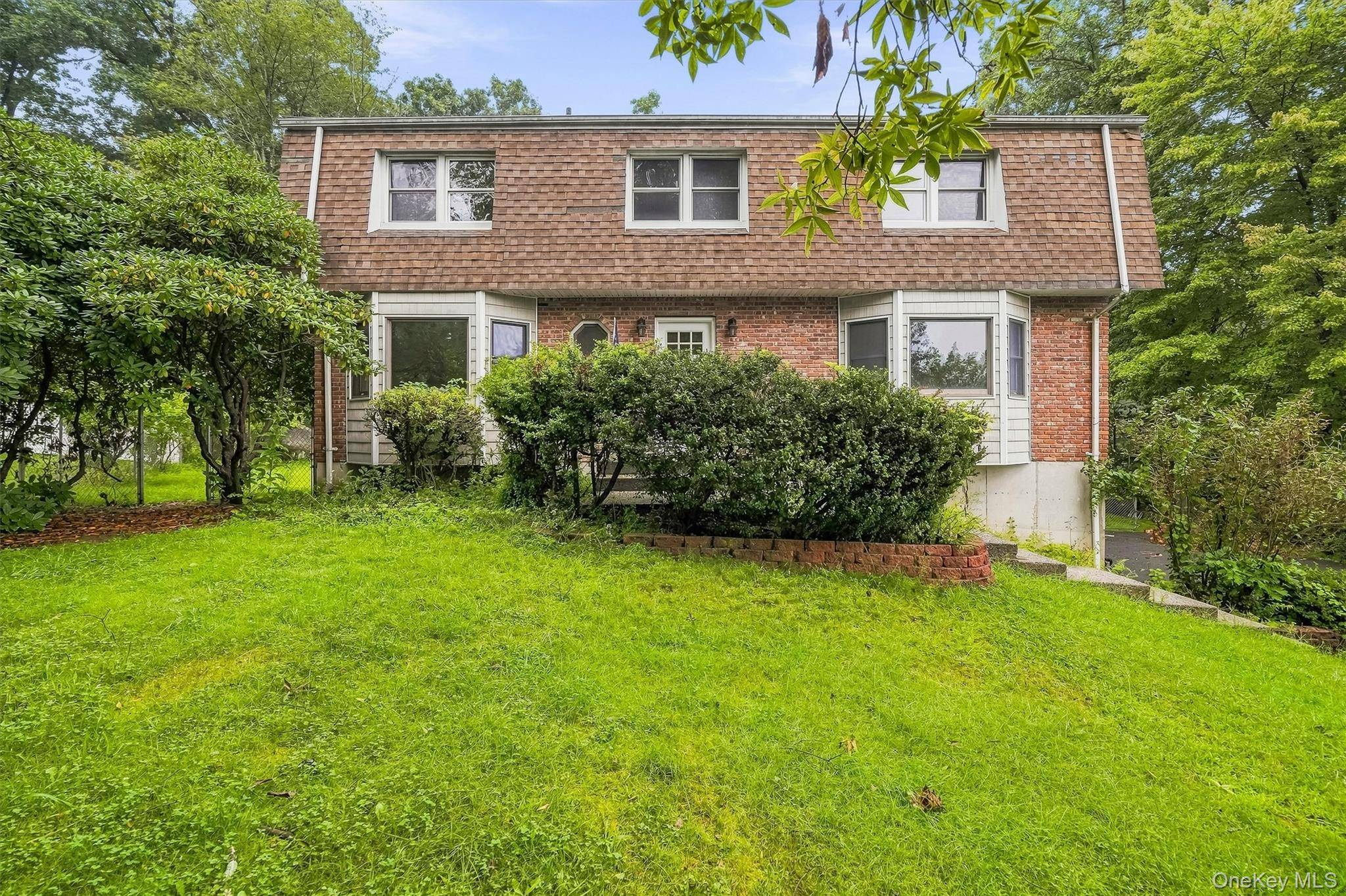 17 Esquire RD, New City, NY 10956