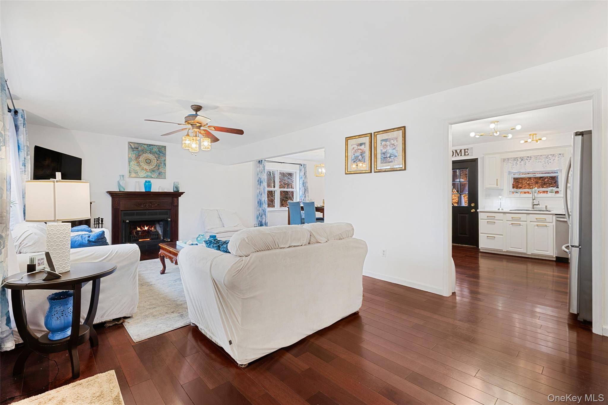 27 Cannon RD, Carmel, NY 10512