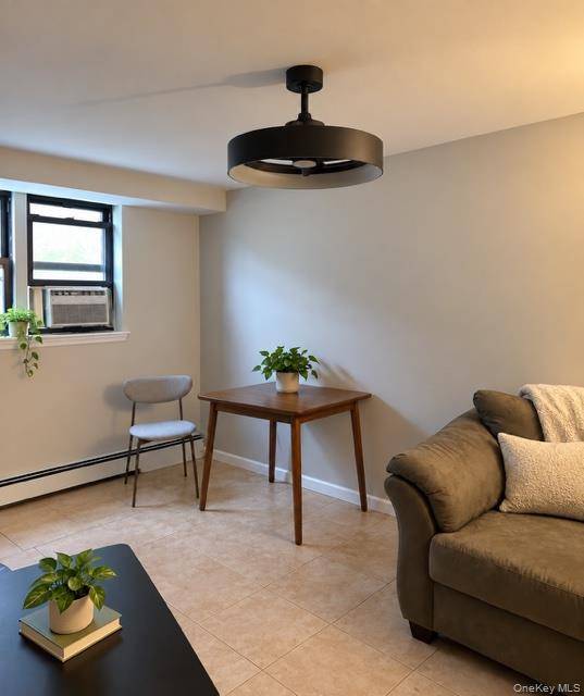 65 W Broadway #7G, Long Beach, NY 11561