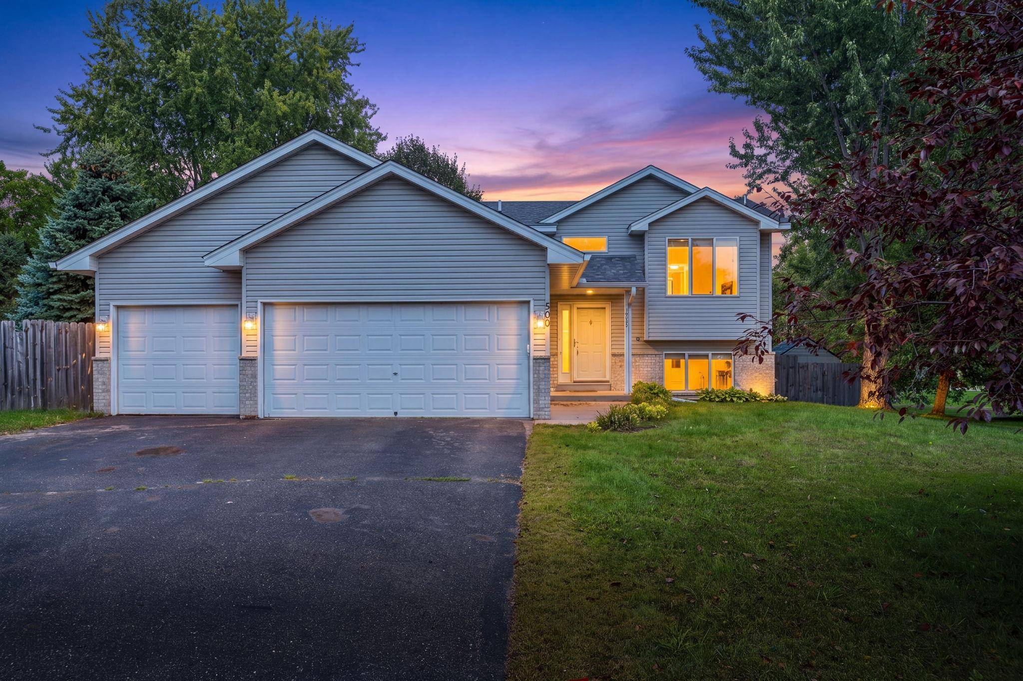 506 Birch ST SW, Isanti, MN 55040