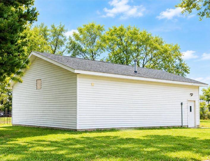 327 11th ST S, Sauk Rapids, MN 56379
