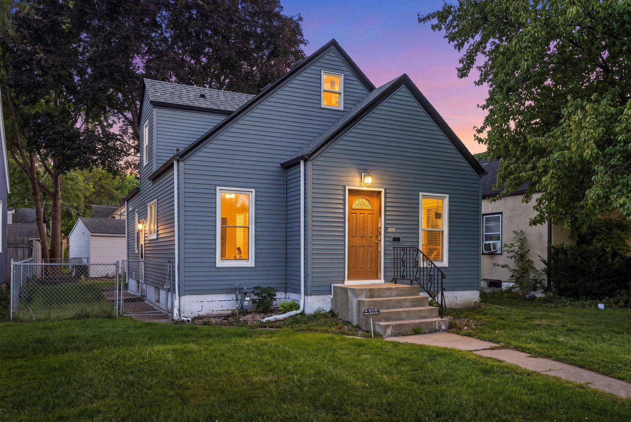 1828 Arlington AVE E, Saint Paul, MN 55119