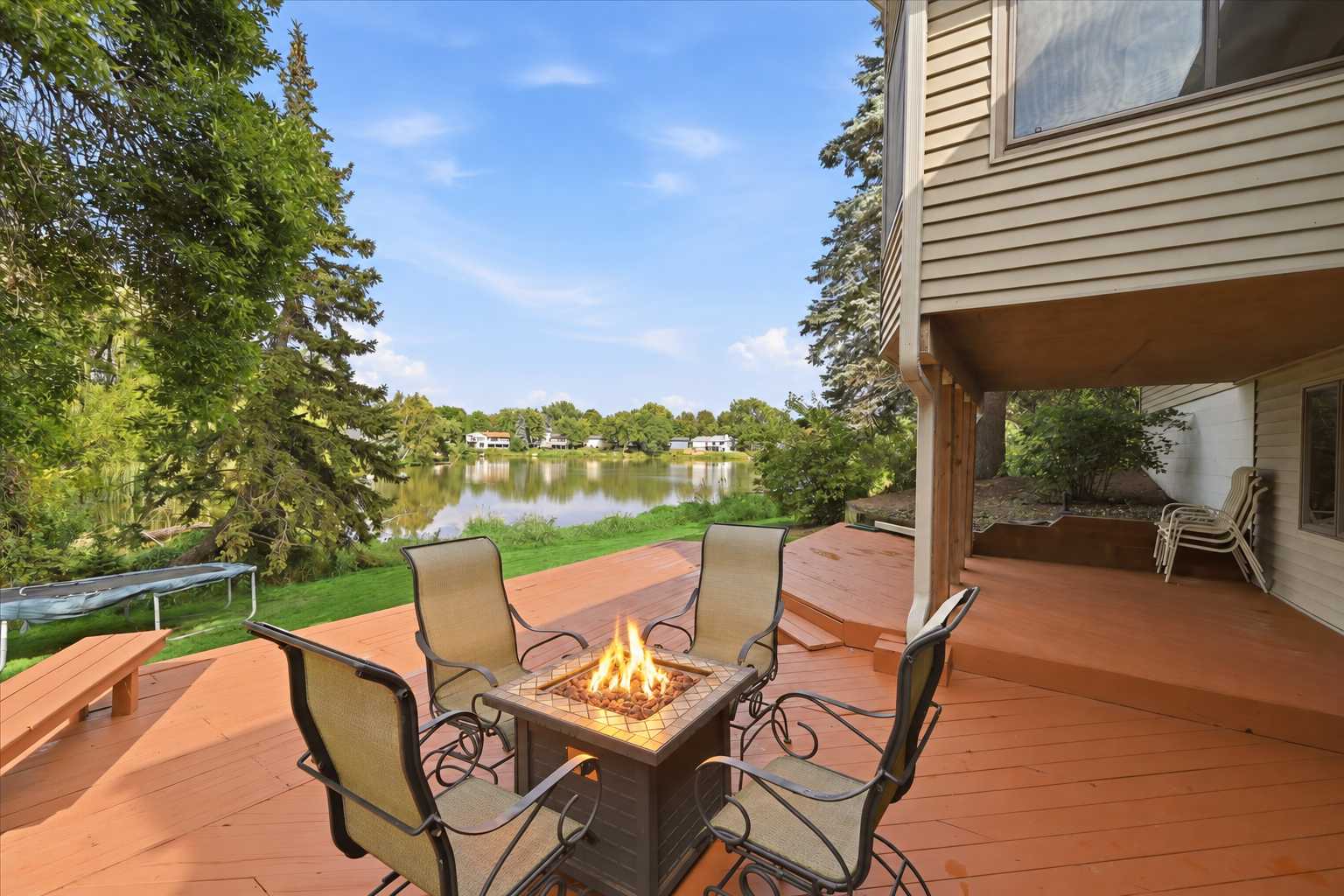 2523 Oak CT, White Bear Lake, MN 55110
