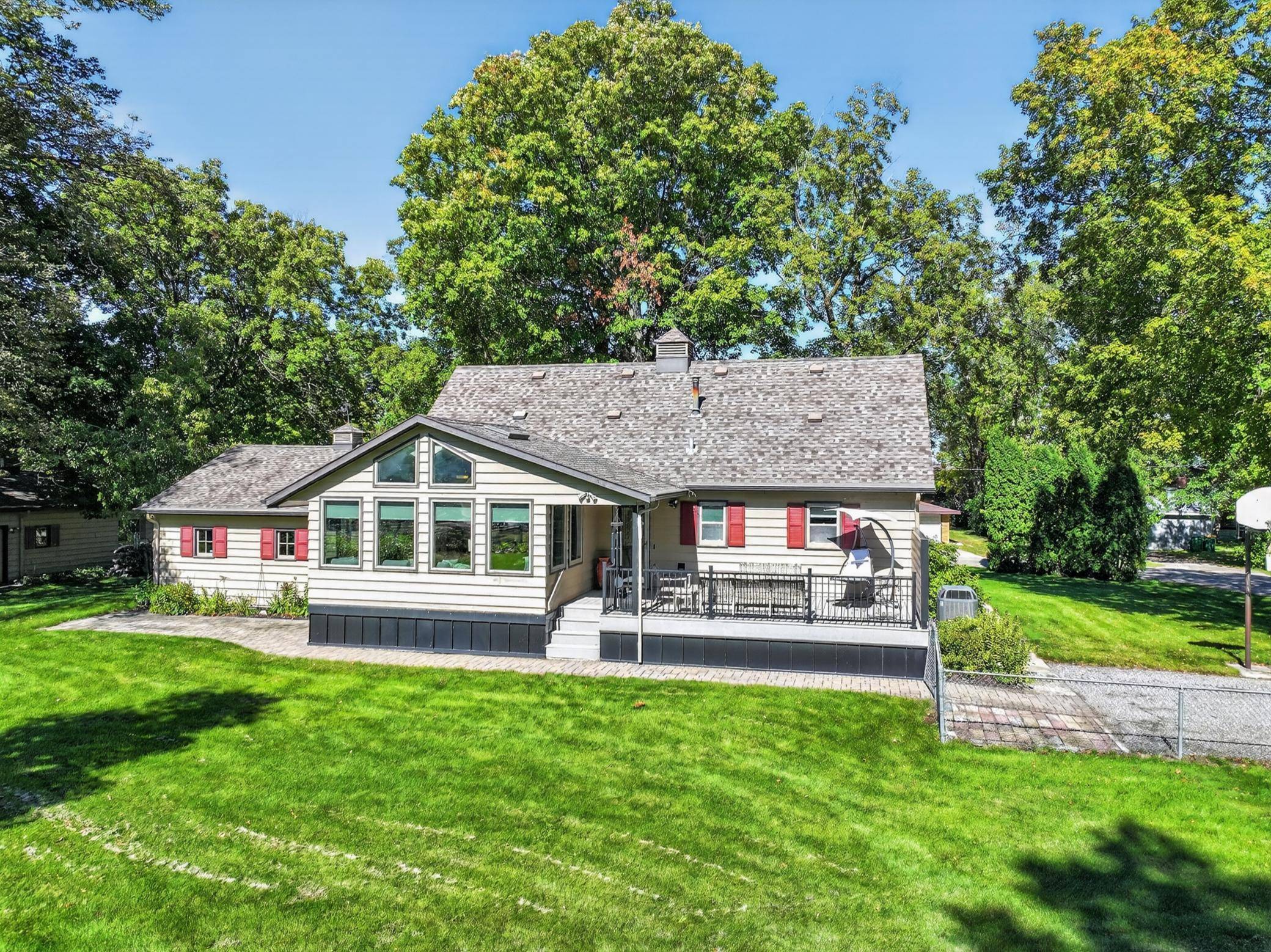 471 Three Havens DR NE, Alexandria, MN 56308