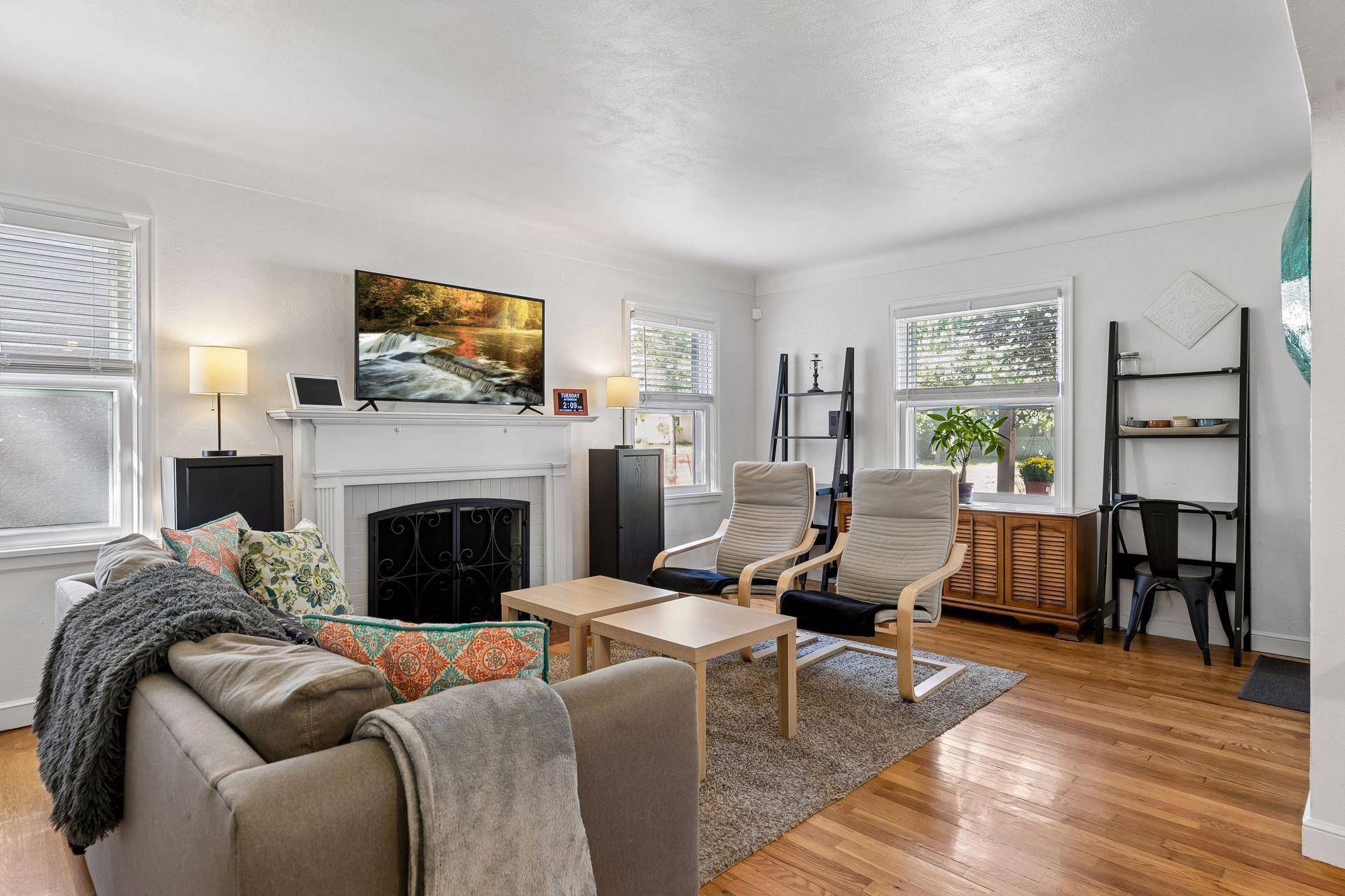 776 Parkview AVE, Saint Paul, MN 55117