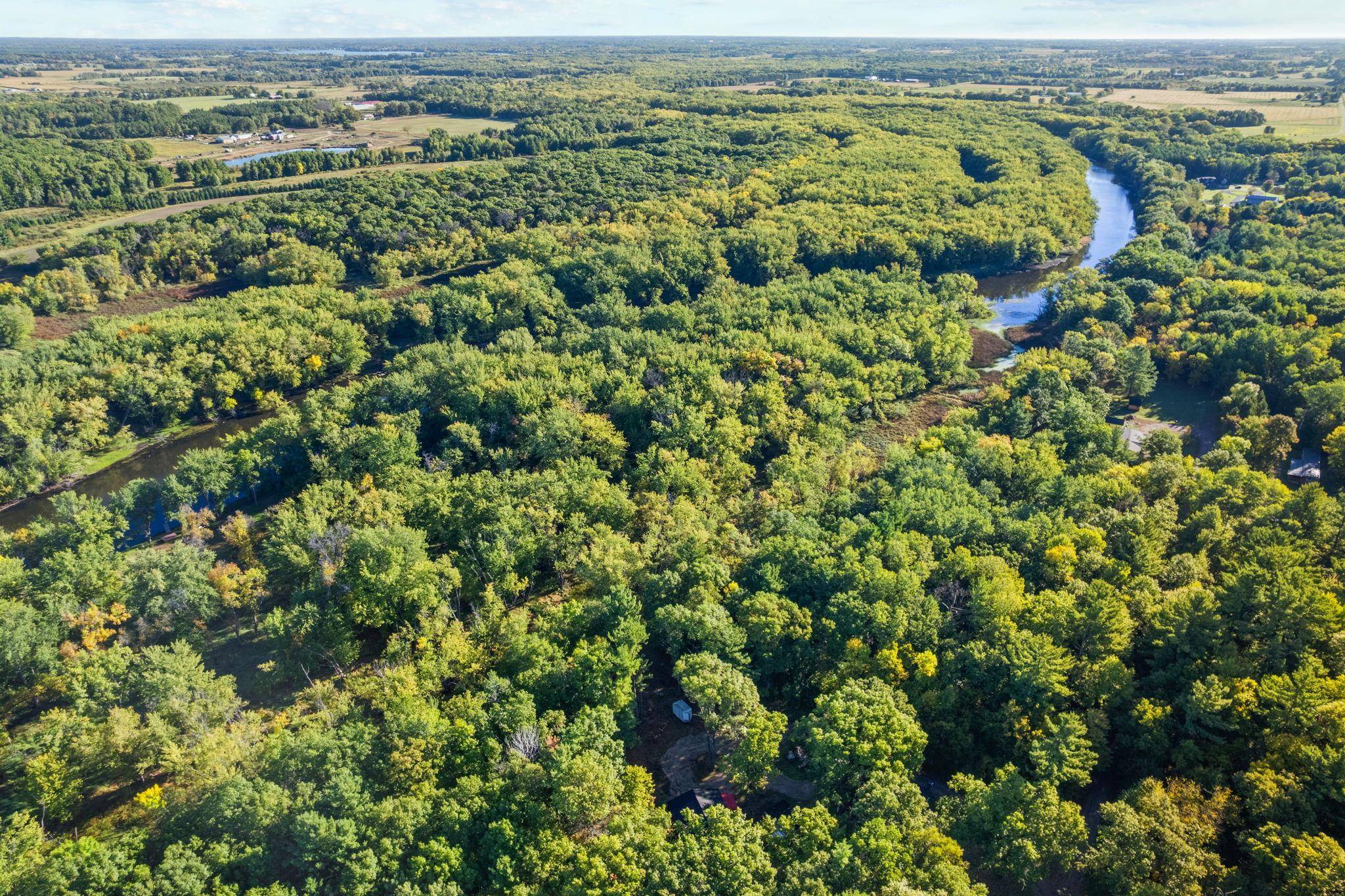 6167 Royal River RD, Braham, MN 55006