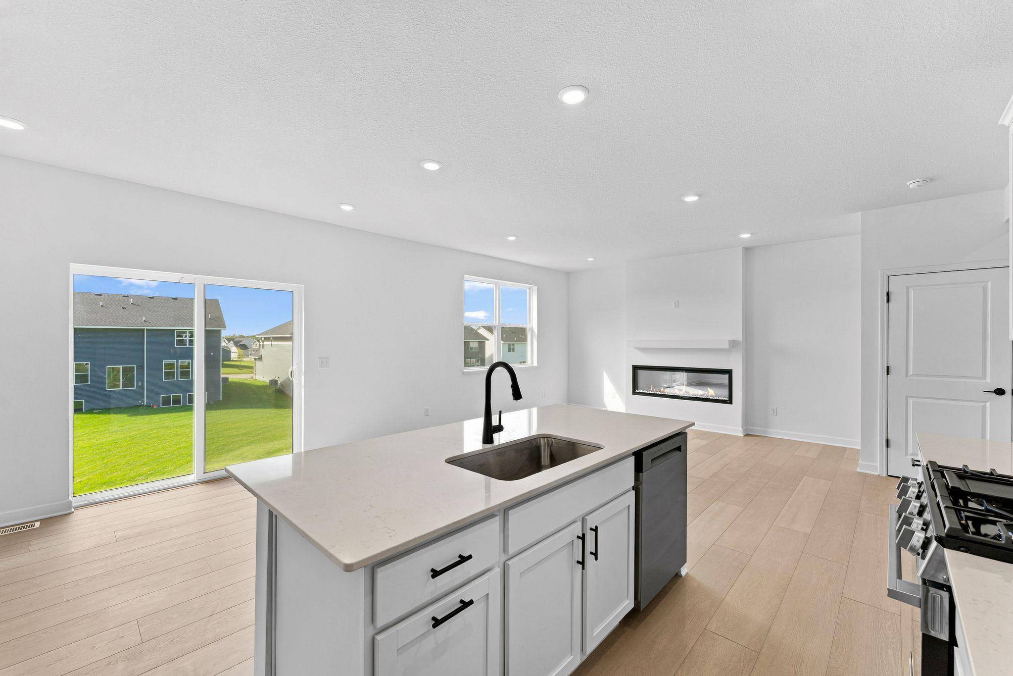 22339 Isla WAY, Rogers, MN 55374