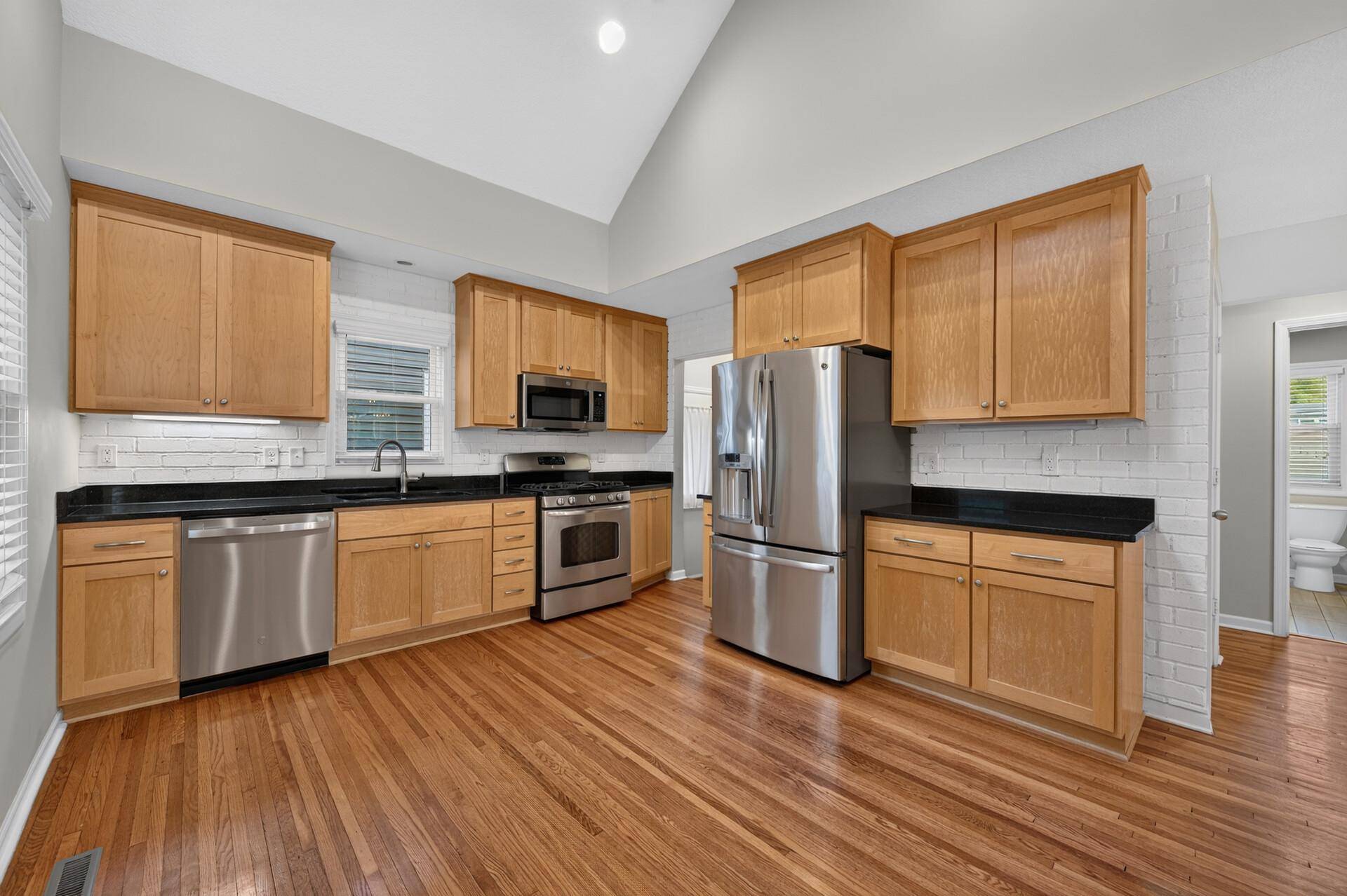 2921 Georgia AVE S, Saint Louis Park, MN 55426