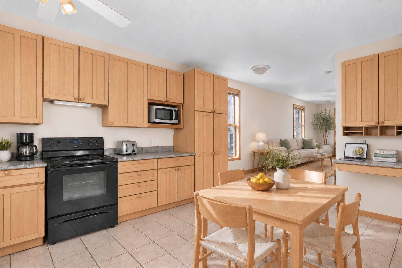 1012 Burgess St, Saint Paul, MN 55103