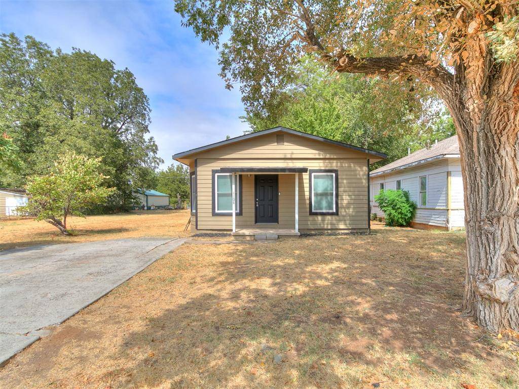 1108 W Hayes ST, El Reno, OK 73036