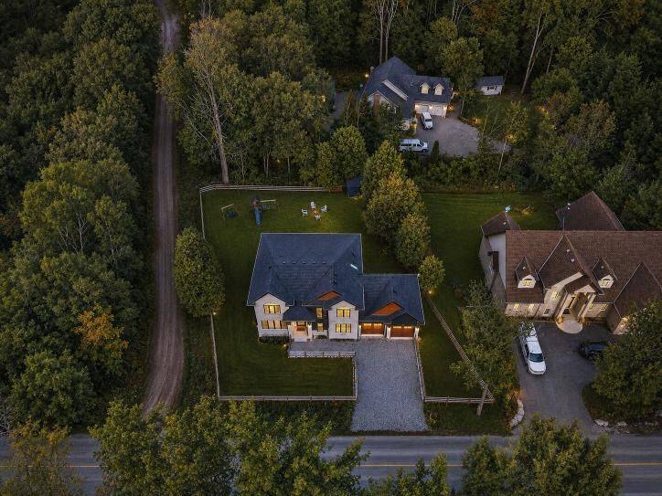1095 Mineral Springs RD, Hamilton, ON L9H 5E3