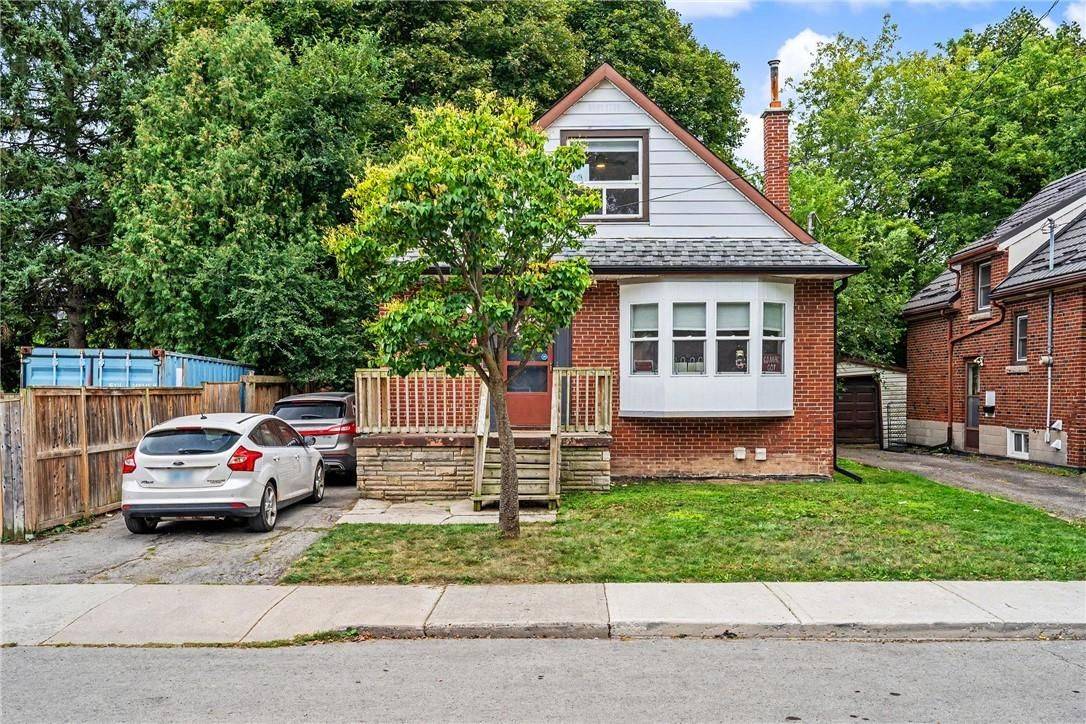 15 Mapes AVE, Hamilton, ON L8S 2K3
