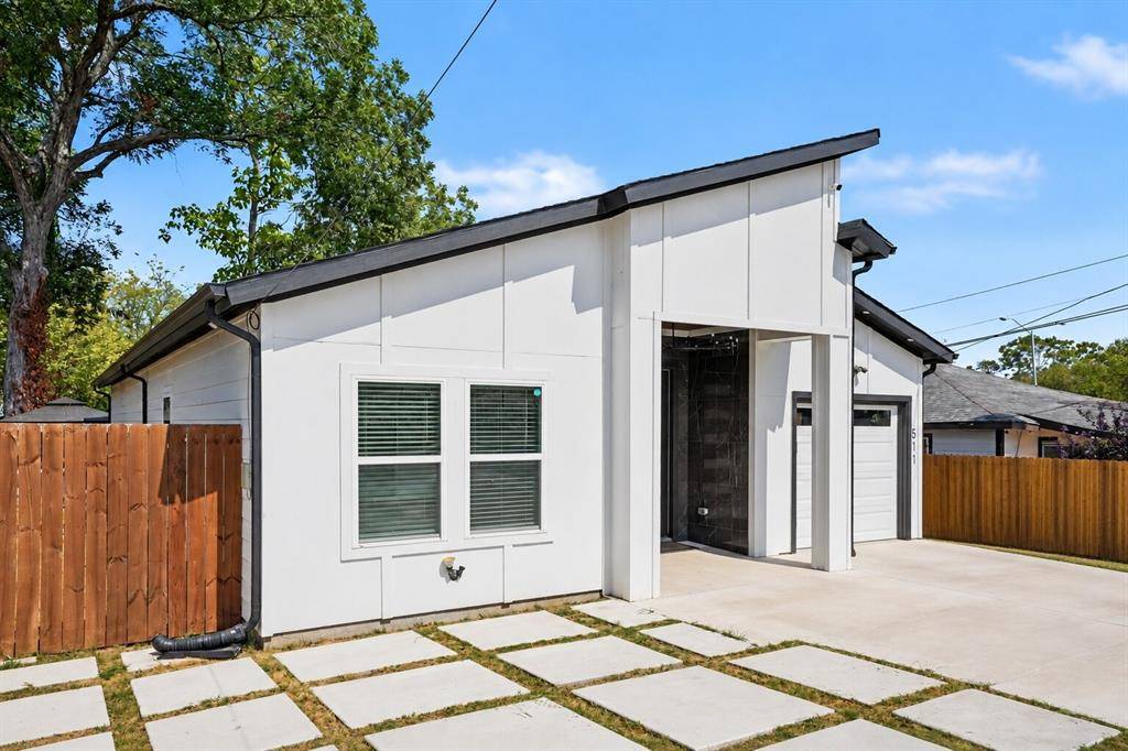 511 Woodbine Avenue, Dallas, TX 75203