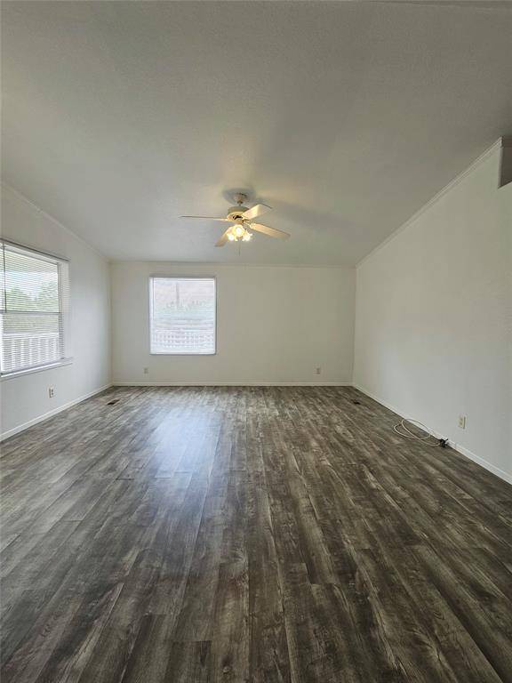 1467 Live Oak DR, Canyon Lake, TX 78133